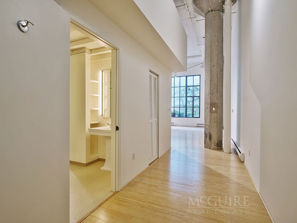 1st image of 601 4th St Unit 102