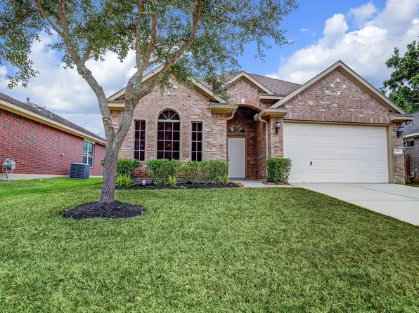 323 Wild Bird Dr, Spring, TX 77373