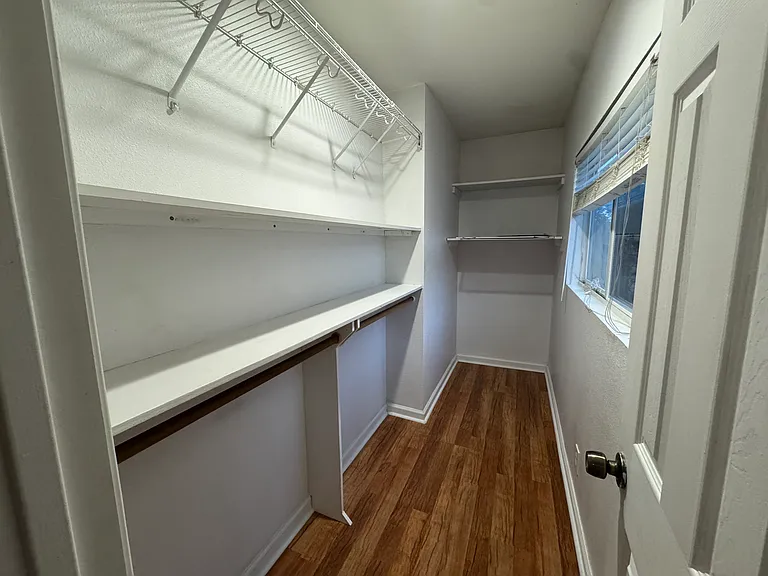 6230 Cypress Rose — Photo 10