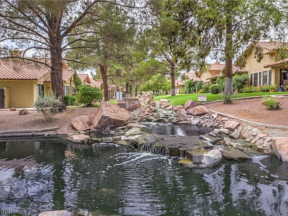 2nd image of 7812 Canoe Ln