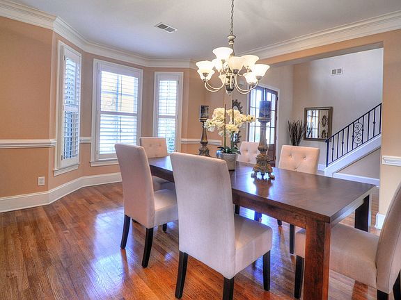 5th image of 1114 E Old Hearthstone Cir