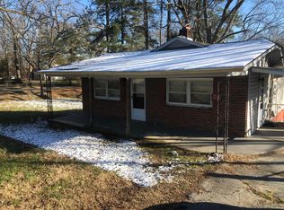 1008 Nathan Hunt Dr, High Point, NC 27260