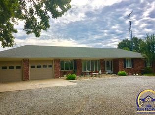 13886 158th Rd, Mayetta, KS 66509