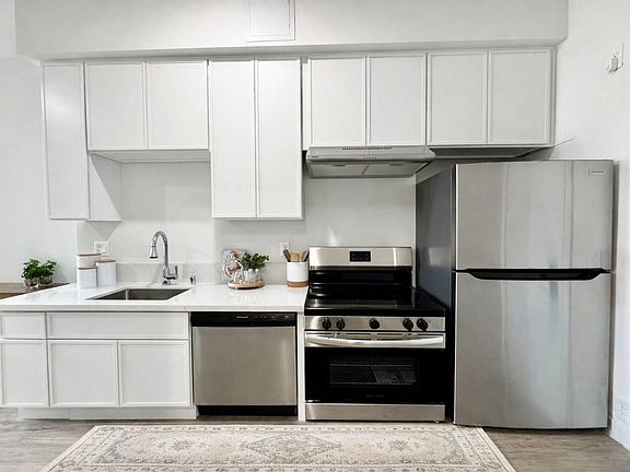 2nd image of 6754 N Valjean Ave #308
