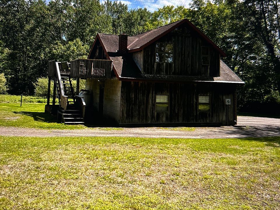 outdoor deck
