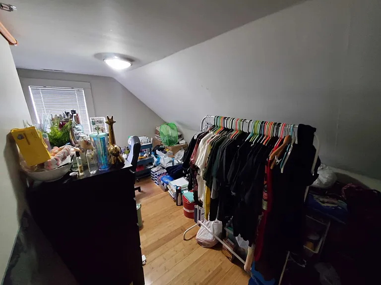 25 Greylock Rd — Photo 3