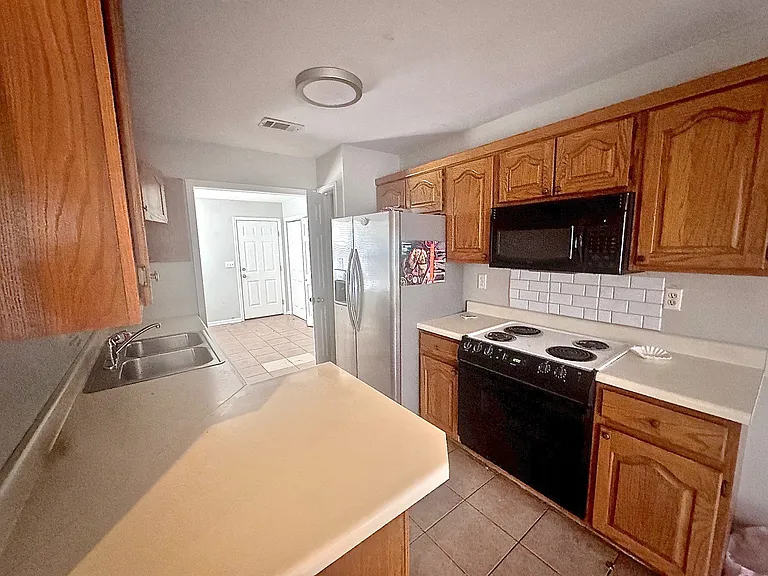 5502 Caribbean Pl — Photo 5