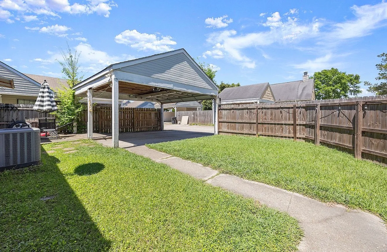 3 bed, 1580 sqft, $2,100 — Photo 2