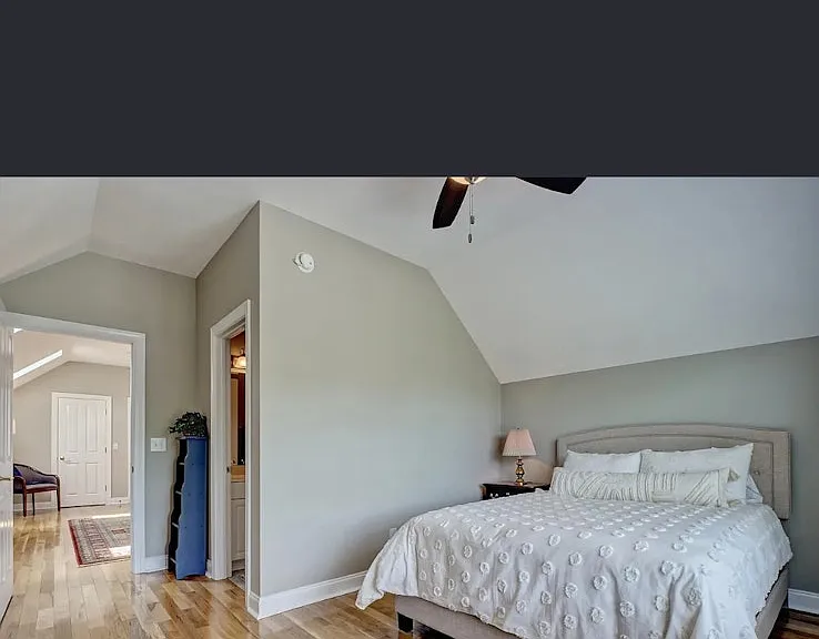 Upstairs (bedroom #5)