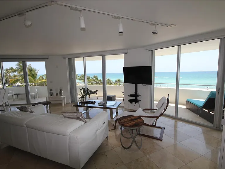 5151 Collins Ave #532 — Photo 57
