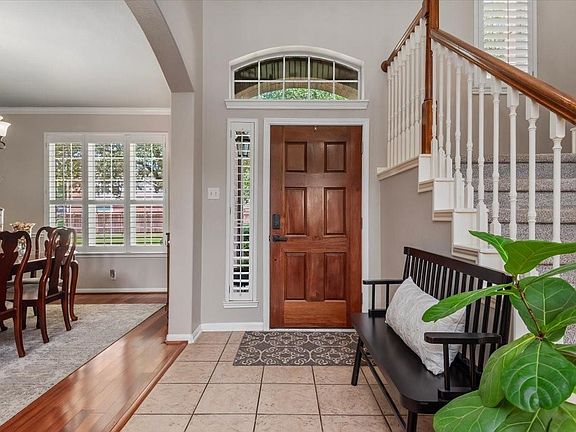 4th image of 2410 Laureldale Park Ln