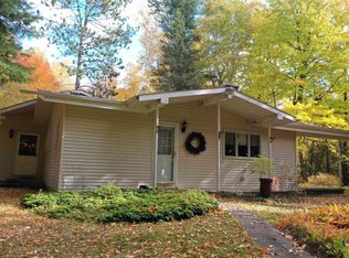 7124 Holverson Rd, Carsonville, MI 48419