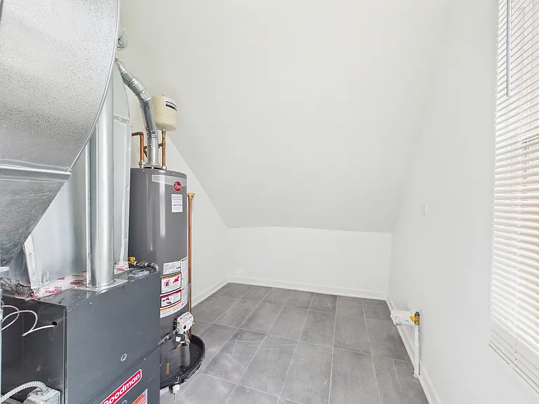 398 W Lincoln Hwy #4 — Photo 14