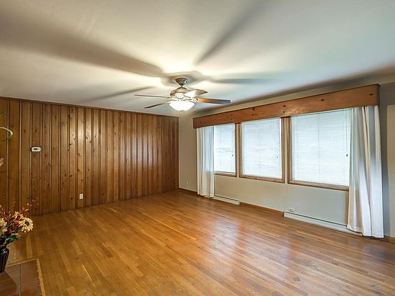 5th image of 606 Edison Blvd