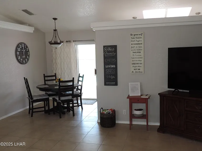 1507 Blackfoot Ln S — Photo 8