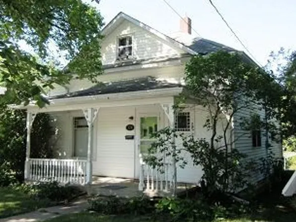 374 6th Ave SE, Valley City, ND 58072