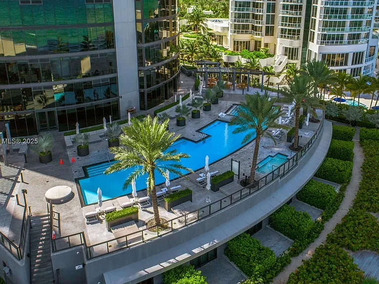 18555 Collins Ave #4603 — Photo 44