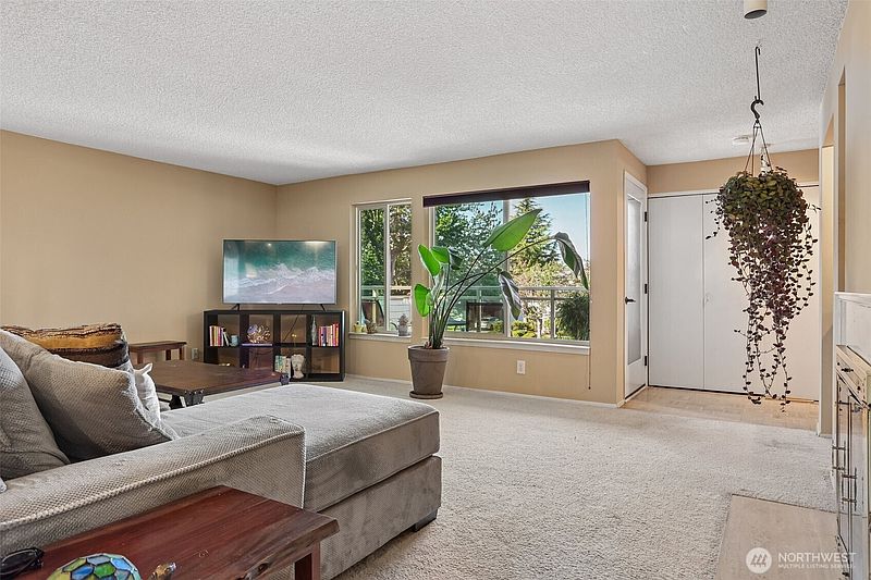 5th image of 200 James Street #106