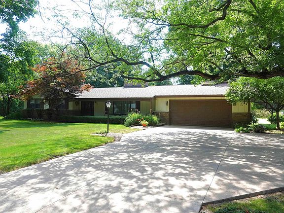 2nd image of 179 Seminole Dr