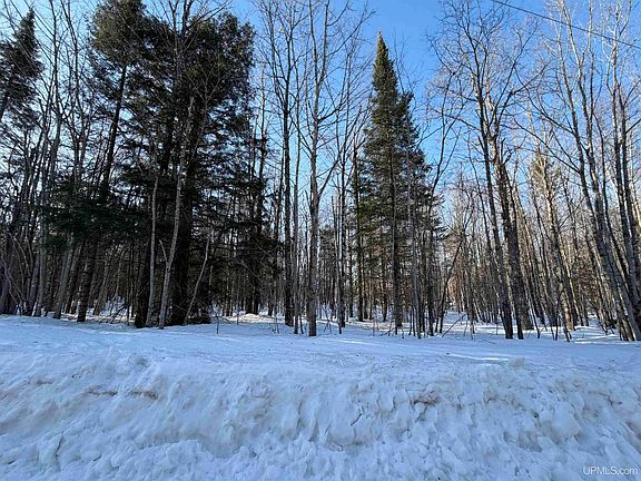 5th image of Halverson Rd