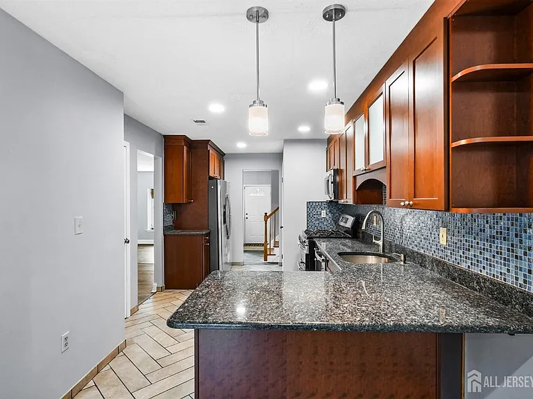 34 Sassafras Ct — Photo 9