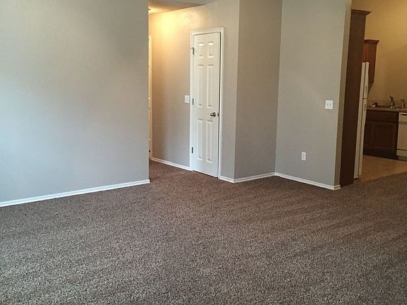 4th image of 3400 E Fairmont St #3022874