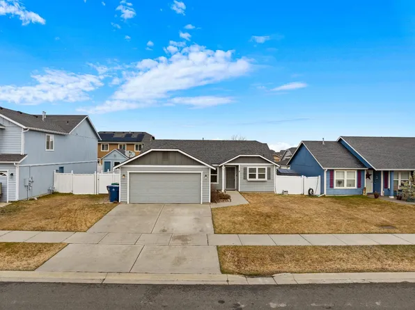 12530 W 2nd Ave, Airway Heights, WA 99001