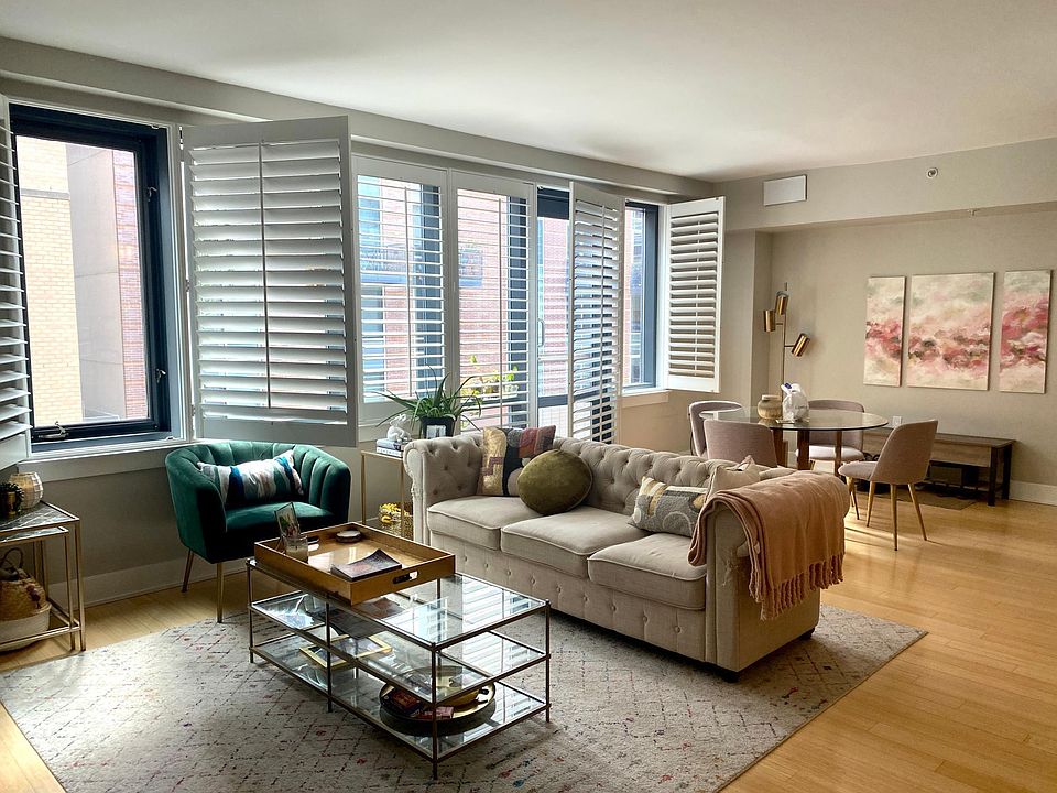 Living and dining area