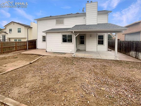 5th image of 217 Corliss St