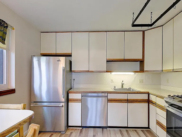 756 Fairview Ave #D — Photo 7