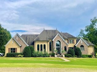 581 Heardtown Rd, Tupelo, MS 38804