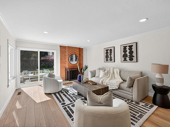 3rd image of 632 Lanfair Dr