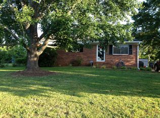 5 Buxton Ct, Greenville, SC 29611