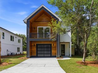 5017 Peachtree Ave, Wilmington, NC 28403