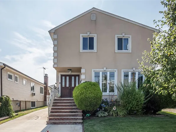 266 Park Avenue, Williston Park, NY 11596