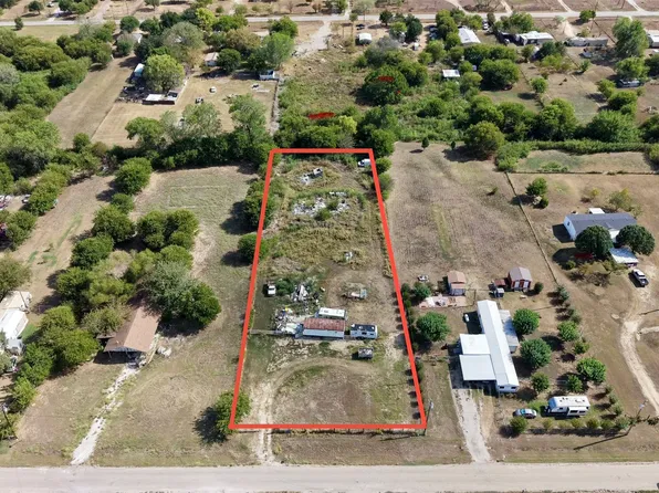 8932 Dons Ct, Alvarado, TX 76009