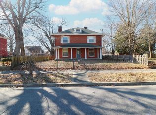 217 Fountain Ave, Paducah, KY 42001