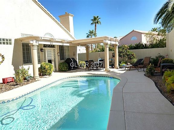 4th image of 1325 Sun Copper Dr