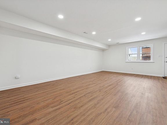 5th image of 21 Markel Rd