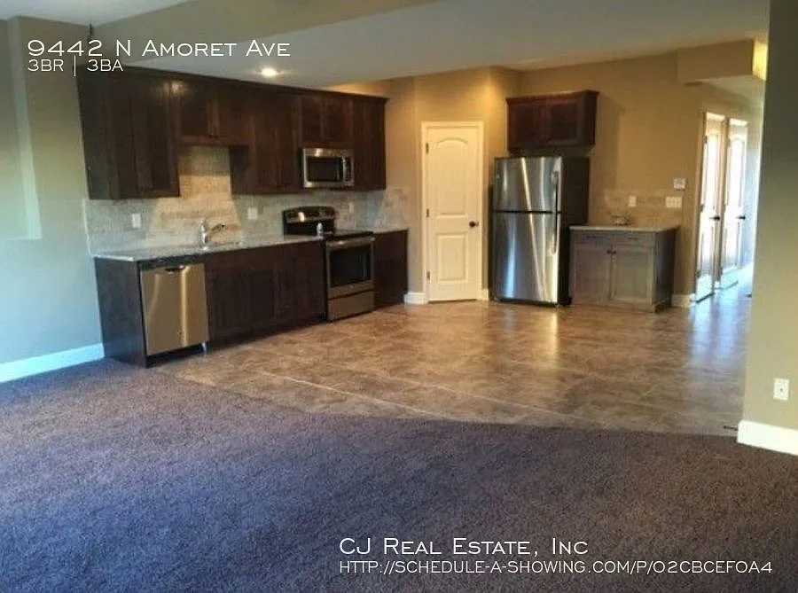 3 bed, 2.5 bath, $1,795 — Photo 3