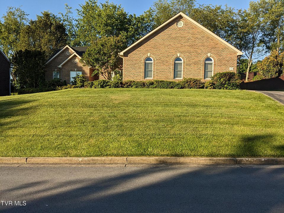 1st image of 3420 Berkshire Cir