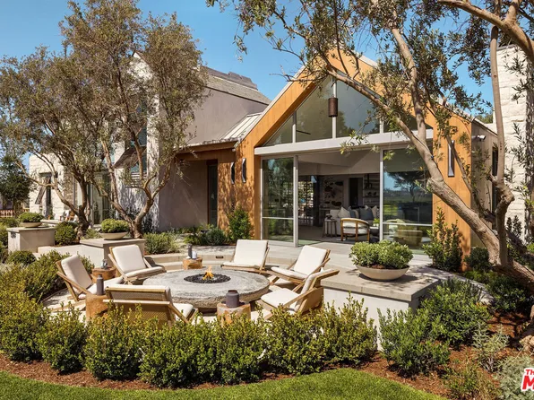 1399 Galaxy Dr, Newport Beach, CA 92660