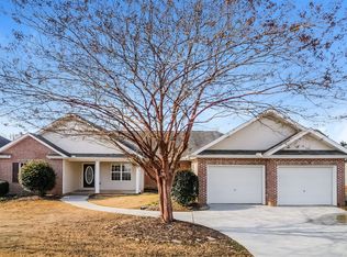 1027 E Bay Springs Dr, Villa Rica, GA 30180