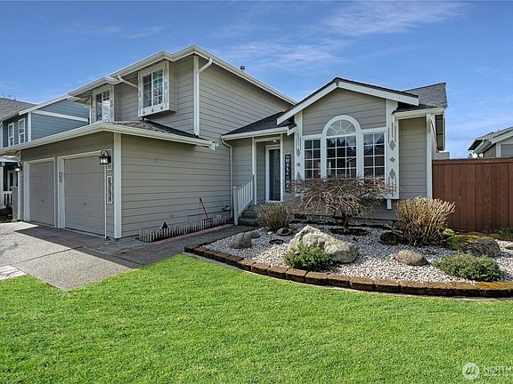 3rd image of 20208 87th Avenue E