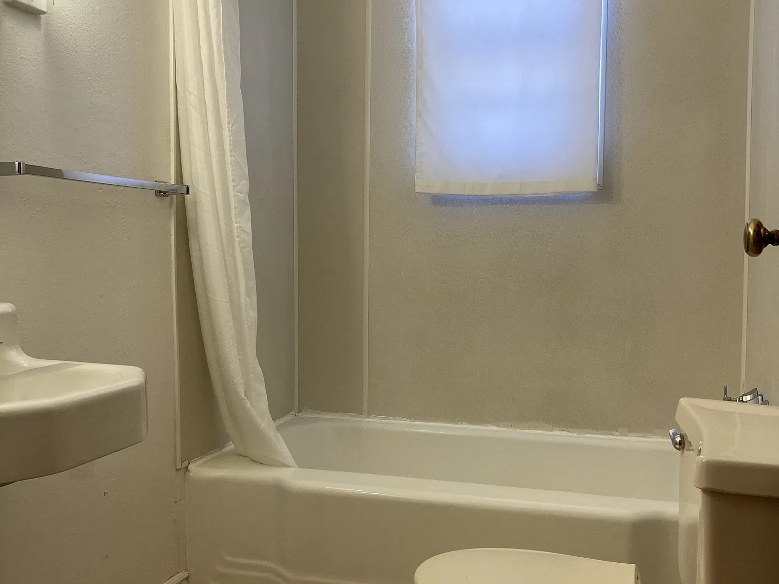 Van Buren East 122 - 1 — Photo 2