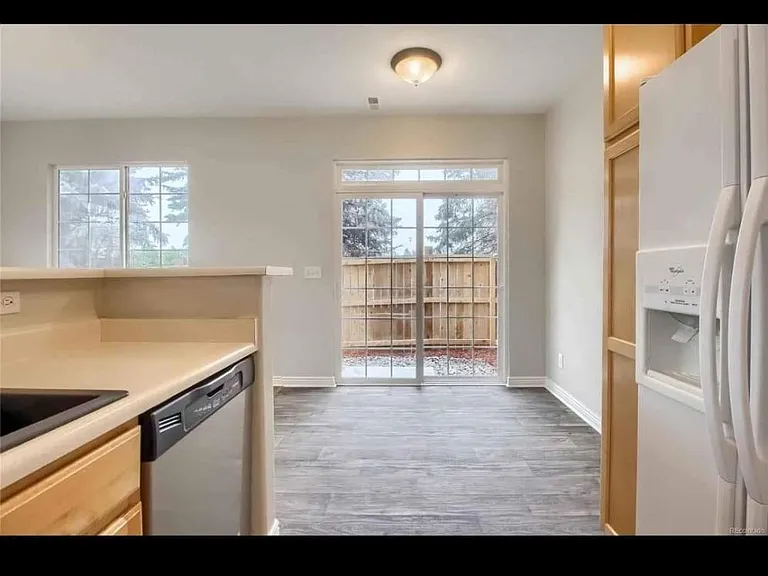 1263 Carlyle Park Cir — Photo 6