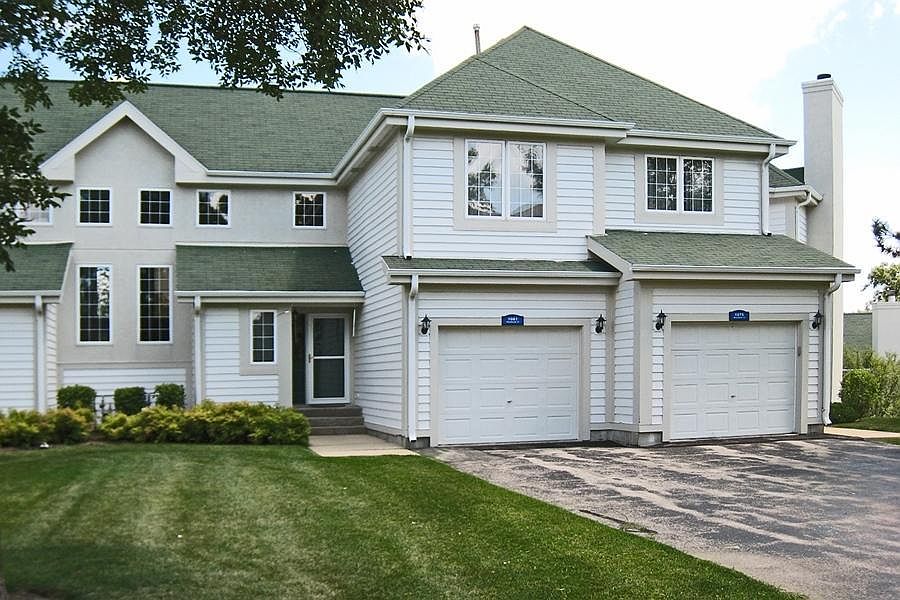 1st image of 1081 Woodland Ct
