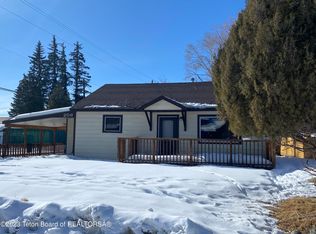 206 N Tyler Ave, Pinedale, WY 82941