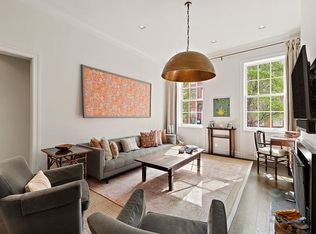 347 W 22nd St APT 3, New York, NY