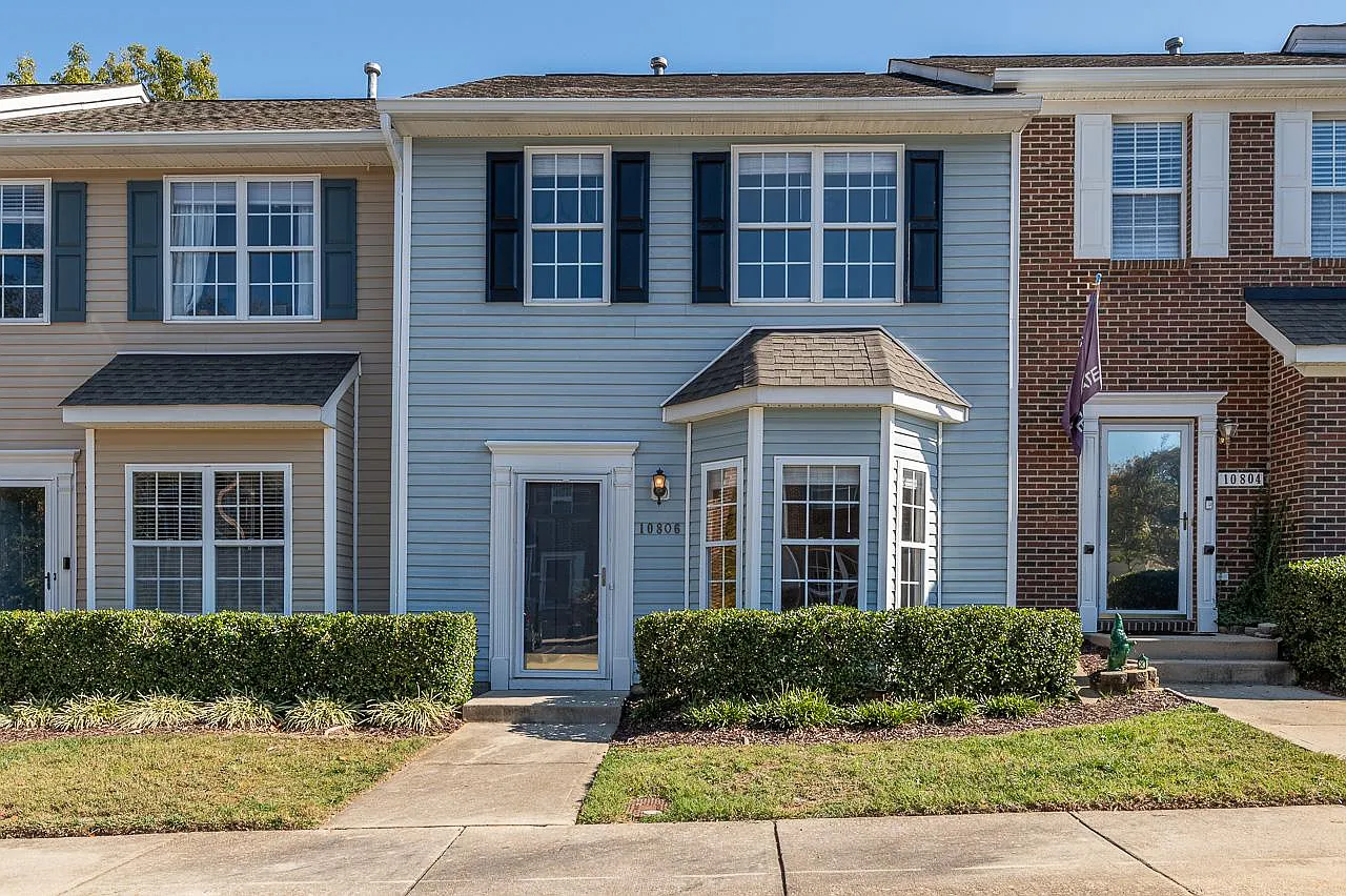 3 bed, 2.5 bath, 1380 sqft, $1,675 — Photo 1